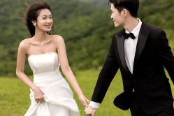 点击看大图 -挪娅婚纱摄影皇家会所