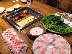 -吴氏老牌坊云南鱼豆花火锅店(通江街店)