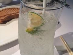苏打水-苏浙汇(古北店)