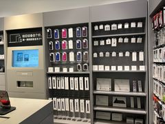 -Apple授权专营店(宝山万达店)