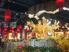 -老滇山寨•云南特色菜•地方菜•民族风情歌舞表演(金碧店)