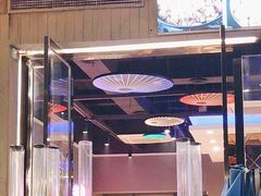 -老街烧烤大排档·地道湖北菜·龙虾馆(汉口火车站店)