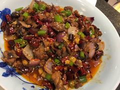 -万重锦·人文川菜馆(骡马市店)