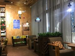-雨舍咖啡(汉神购物广场咖啡街区店)