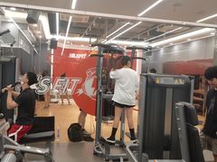 -乐刻健身(龙华红山6979店)