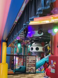 -欧酷世界动力星球(王府井奥莱UP TOWN店)