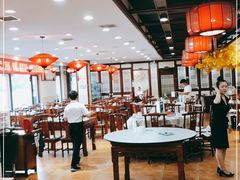 大堂-那家老院子东北菜·饺子·小鸡炖蘑菇(艳华街店)