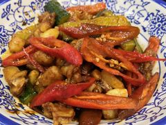 -万方圆拌粉瓦罐汤(恒茂华城店)
