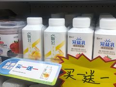 -全家便利店(襄阳南路店)