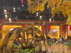 -老滇山寨•云南特色菜•地方菜•民族风情歌舞表演(金碧店)