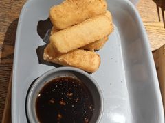 -蜜桃餐厅·伴山(湖滨商业街店)