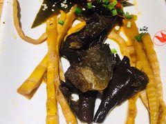 红油耳片-守柴炉烤鸭(中海国际店)