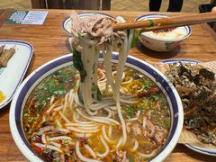 -云阿蛮云南生烫牛肉米线(奉贤路店)