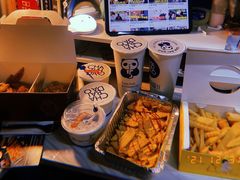 -博姆炸鸡精品餐厅(常发广场店)