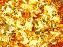 -亲昵春川鸡排(韩国美食街店)