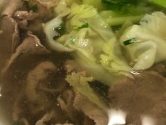 上品牛舌-犇逸·乐山跷脚牛肉·四川现炒(览海店)