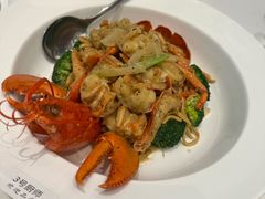 黑椒牛油焗波士顿大龙虾-万龙洲海鲜(大兴绿地缤纷城店)