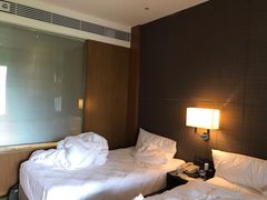 -上海滴水湖皇冠假日酒店