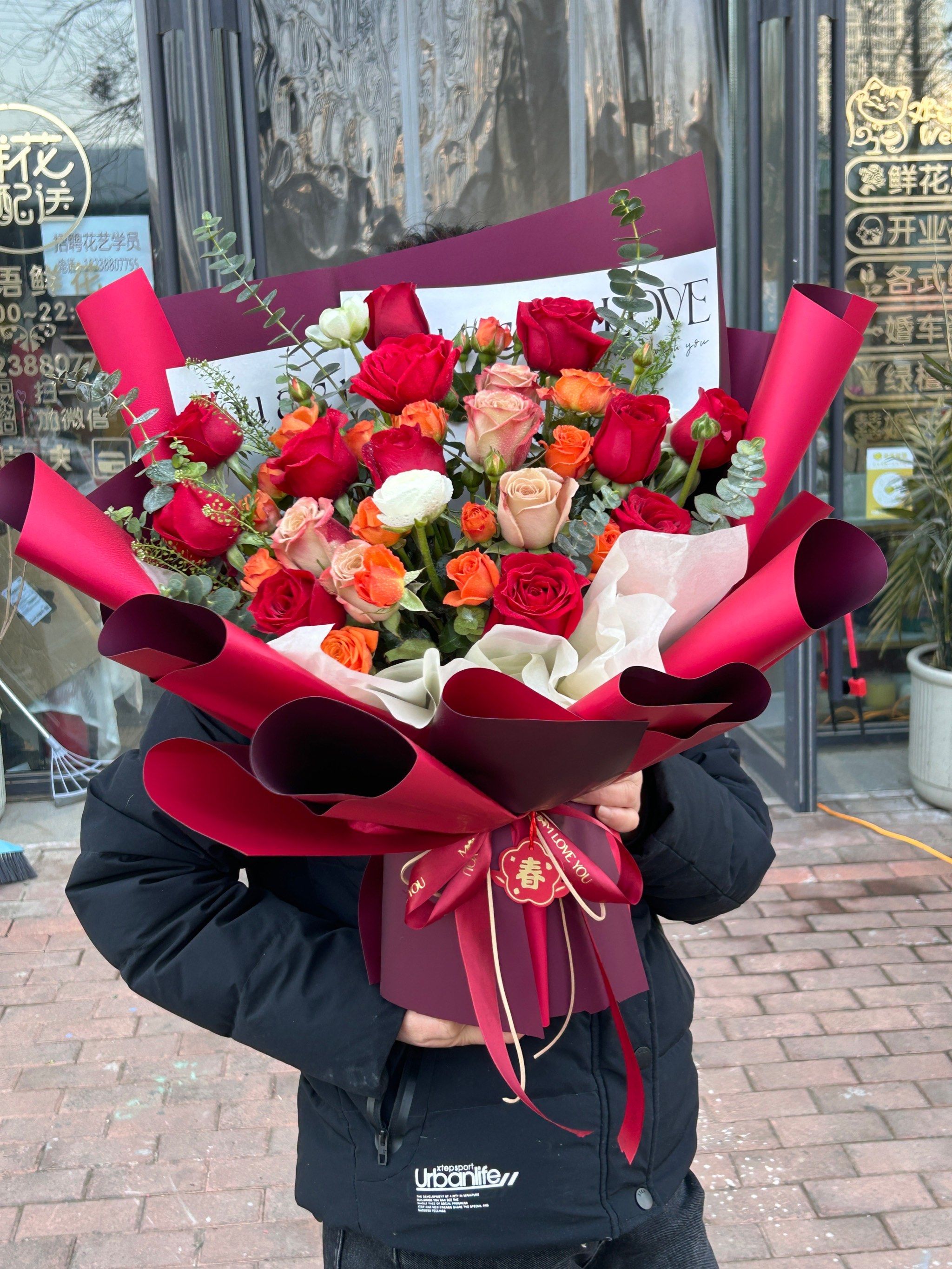 结婚花束送闺蜜婚礼花束,一愿琴瑟永谐,二愿长久白头在相见