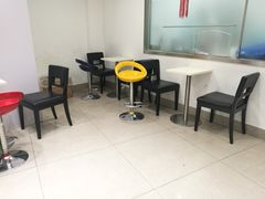 用餐区-上海哈尔滨食品厂(淮海中路店)