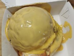 芝士熔岩牛肉汉堡-前进5路汉堡炸鸡(汉街skp店)