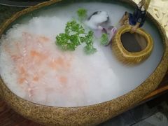 -景明轩•养生酸汤鱼火锅 云贵鲜菌 现舂野果酸汤(王寨小区店)