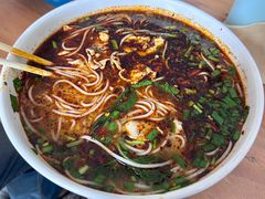 -龙树园麻辣米线