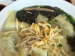 -笑来喜馄饨小笼工坊店(湖滨街店)