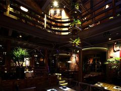 -胡桃里乐队酒馆(鎏嘉码头店)