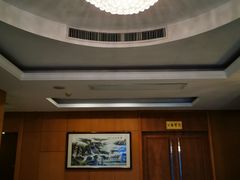包厢-宝界普菲特湖畔酒店