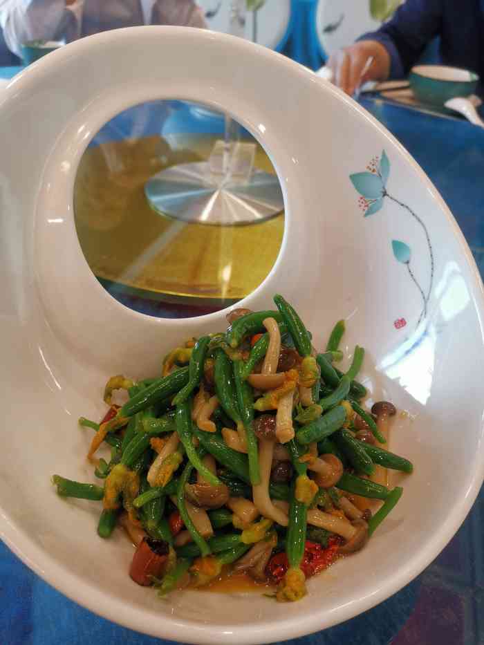 天悦 黄河之味-"价格偏高,菜品太次,在西北吃到的最不西北.