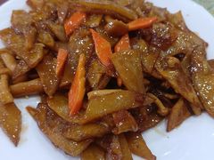 臻蘑土豆片-老山记海城馅饼大酒店(振兴小区店)