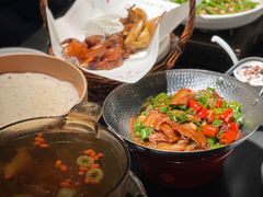 -鸽子侯·家宴·平价海鲜(市图书馆店)