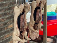 -大石鼓山庄·珠海第一烧猪