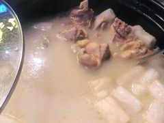 竹笙王猪肚鸡-顺德公广东猪肚鸡·煲仔饭(白石洲店)