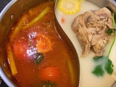 招牌番茄牛尾汤-一哥澳门豆捞·澳门风打边炉(高德置地店)
