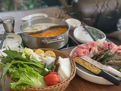 -樾餐厅泰式海鲜火锅(民歌湖店)