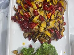 -原林野山菌火锅·炒菌(关上野生菌一条街店)