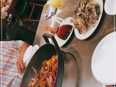 -胡须佬鸡煲四季火锅店(石厦西村直营店)