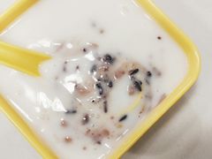 紫米燕麦杏仁露-芬芳甜品(东风西路店)