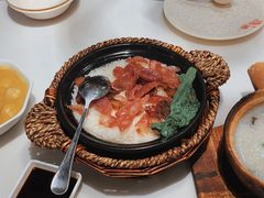 招牌煲仔饭-港禧茶餐厅(美莲广场店)