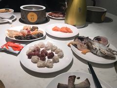 -诱货海鲜自助火锅(爱琴海购物公园东百店)