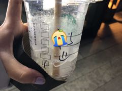 拿铁咖啡-星巴克臻选(成都太古里店)