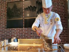 -额尔敦牛厨师铜板烧