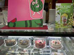 -DQ·蛋糕·冰淇淋(奥林匹克广场店)