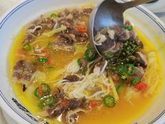 酸汤肥牛-味友味港印记(厦门集美银泰百货店)