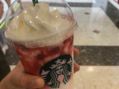 -星巴克(广州中华广场B1层店)