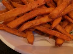 -WOLFGANG PUCK KITCHEN & BAR(迪士尼小镇店)