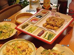 -肘子酥·天津菜·特色捞面(德云社店)