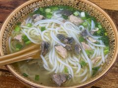 -正宗李家土鸡米线店